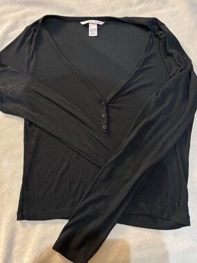 Victoria’s Secret Black Ribbed Long Sleeve Henley Top – Size Medium
